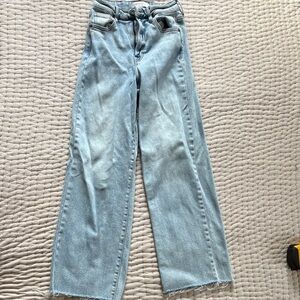 Women's Light Blue Jeans